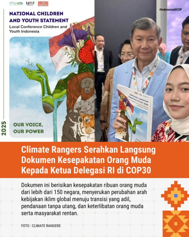 Climate Rangers serahkah dokumen National Children and Youth Statement (NYS) kepada Hashim Djojohadikusumo, Ketua Delegasi RI di COP30

Salut! Sebagai satu-satunya perwakilan dari Indonesia yang memastikan aspirasi orang muda Indonesia tersampaikan di NYS, Climate Rangers berhasil serahkan dokumen ini kepada Ketua Delegasi RI di COP30. 

Dalam dokumen ini, orang muda menyatakan penolakannya menjadi generasi yang mewarisi krisis. Semoga dengan diterimanya dokumen ini oleh Pak Hashim, komitmen dan arah kebijakan iklim Indonesia bisa mewujudkan cita-cita tersebut ya. 

Semoga orang muda tidak menjadi generasi yang mewarisi krisis, semoga tidak hanya diberikan janji manis.

Baca selengkapnya di Indonesiadicop.id

#IndonesiadiCOP #COP30

#OrangMuda #Pemuda #PeoplePlanetProsperity #JagaWargaJagaIklim #JagaSatuSetengah #TransisiEnergi #ClimateRangers #HashimDjojohadikusumo
